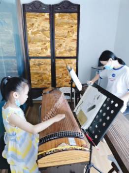 深圳南山高新园成人学习者从零开始学古筝的方法 第1张